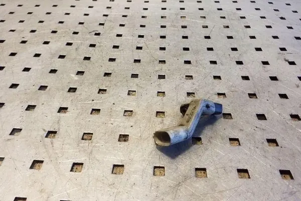 Kampiakselin sijaintianturi VW SCIROCCO 2.0L OEM 03C906433A image 3