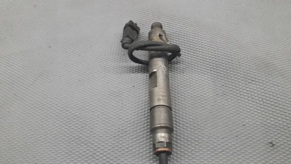 Injecteur OEM 8200047506 pour Renault Kangoo 1.9 DCI image 4