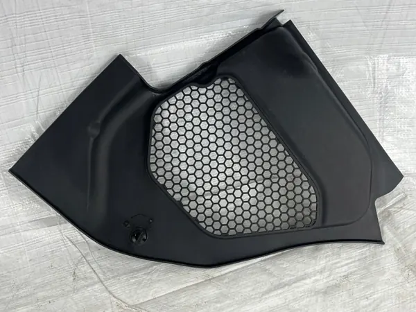BMW OEM 7388716 Cache Pare-brise Droit - Occasion image 2