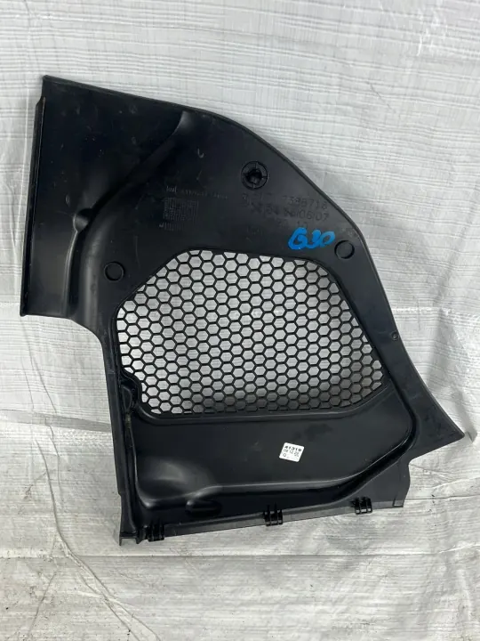 BMW OEM 7388716 Cache Pare-brise Droit - Occasion image 4