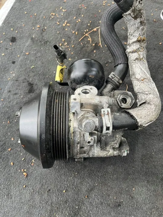 A0054667001 Pompe de Direction Mercedes W221 W216 W231 image 2