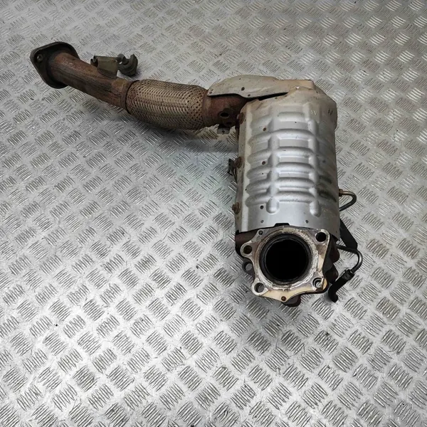 Mazda CX-5 Katalysator OEM SH012050XF Gebraucht image 4