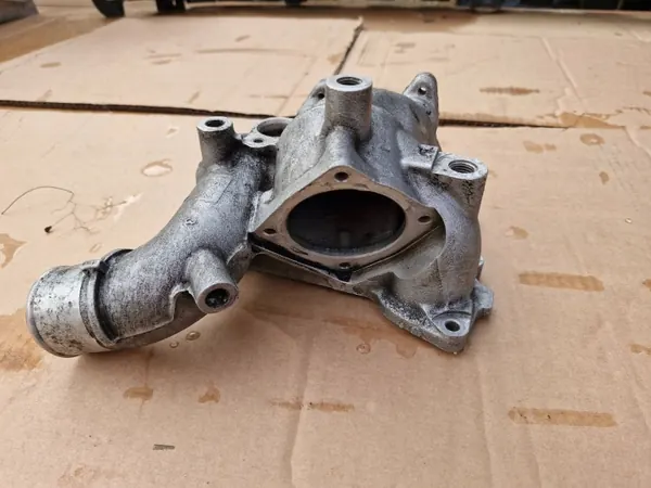 Peça motor Ferrari 488 Pista OEM 316907 - Usado image 3