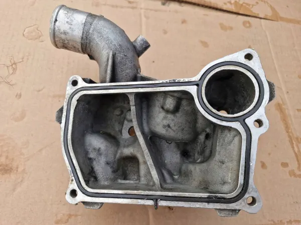 Peça motor Ferrari 488 Pista OEM 316907 - Usado image 4