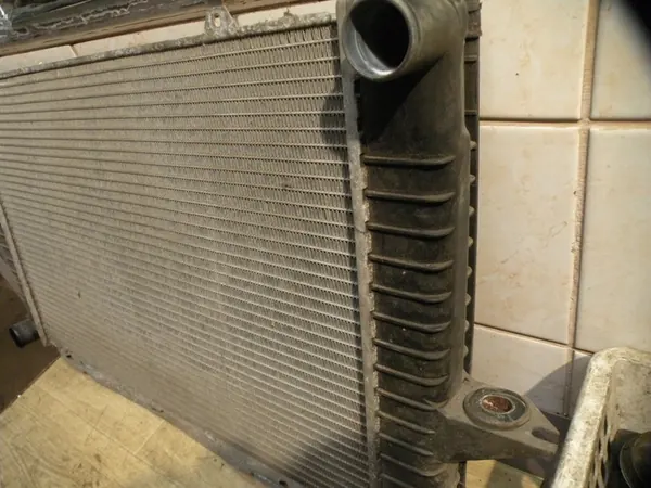 Nissens 65536A Radiador de refrigeración del motor image 6