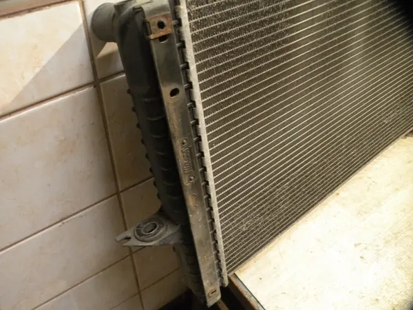 Nissens 65536A Radiador de refrigeración del motor image 8