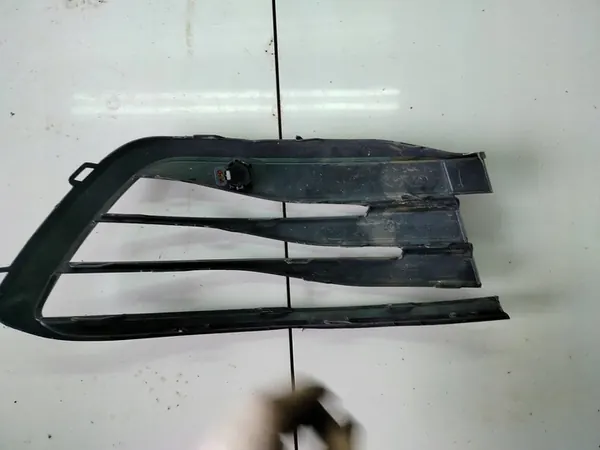 Griglia paraurti anteriore VW Golf VIII sinistra 5H0853665J image 2