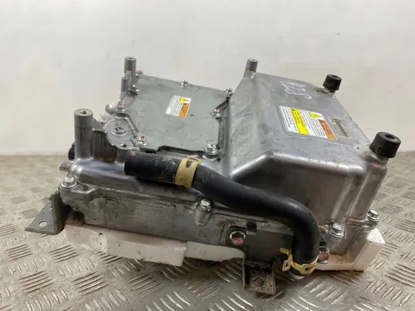 Onduleur Mitsubishi Outlander OEM CZ2526003785 image 4