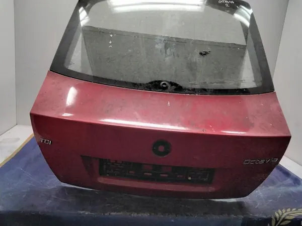 Porta traseira SKODA OCTAVIA II HB image 2