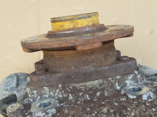 Snodo + Mozzo - Sinistro Posteriore / Audi A6 C6 2004-2011 - 8E0505433B image 7