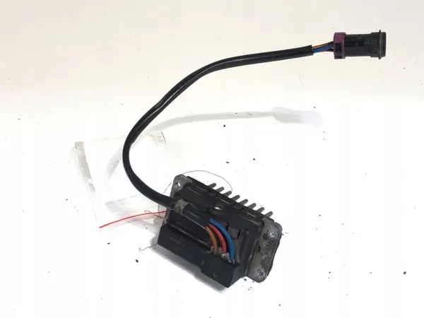 Luchtblazerweerstand Audi A6 C4 94-97 4A0820521A image 2