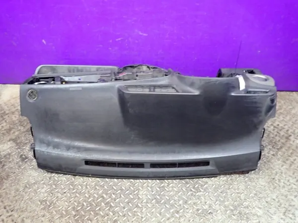 Tableau de bord Toyota Yaris III OEM Zawada-348395- Occasion image 5