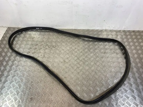 Jeep Renegade Heckklappendichtung OEM FOB31365 image 3