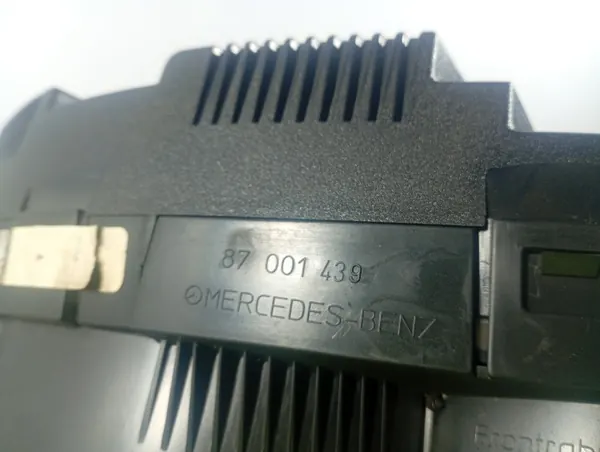 OEM M1S196 MAR 00021100 Mercedes W203 C-Class Compteur image 5