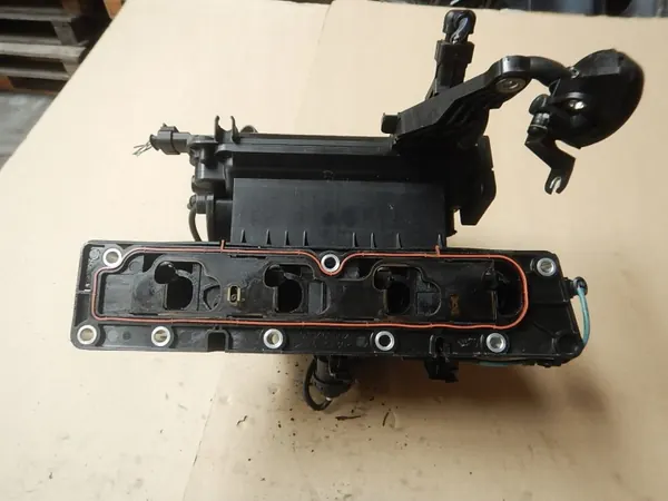 0280611048 Fiat Grande Punto Collecteur d'Admission image 8
