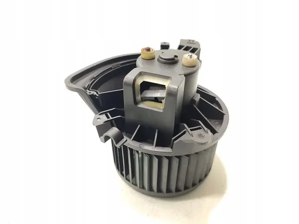 Lämmityspuhallin Alfa Romeo MiTo 1.3 MultiJet Diesel OEM 164330100 image 4
