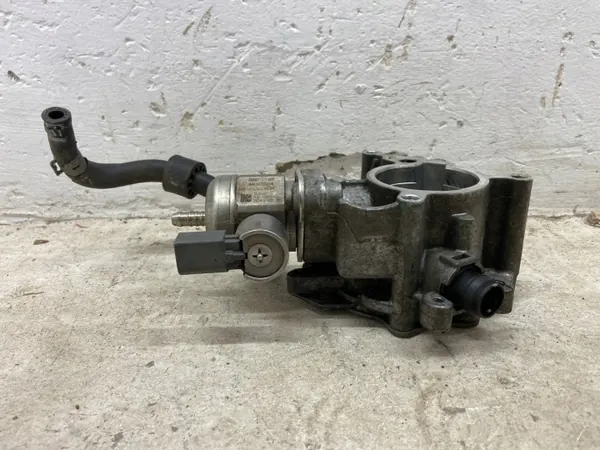 Polttoainepumppu OEM 06k145100b VW Golf VII Audi A3 image 3