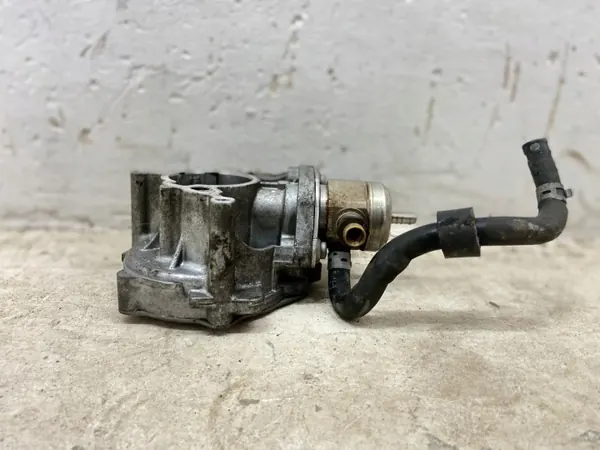 Polttoainepumppu OEM 06k145100b VW Golf VII Audi A3 image 4