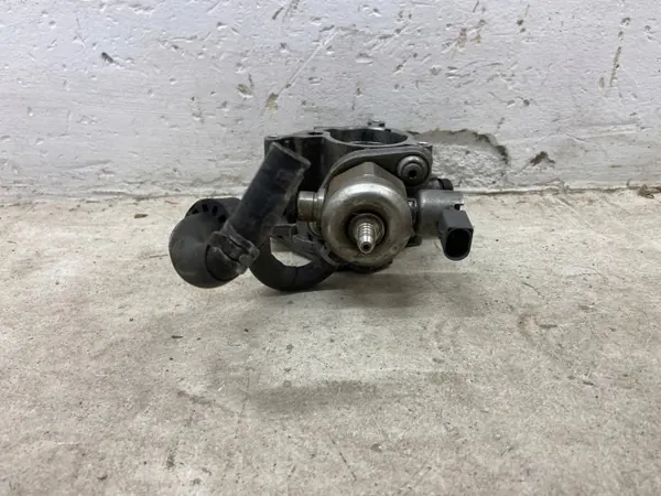Polttoainepumppu OEM 06k145100b VW Golf VII Audi A3 image 5