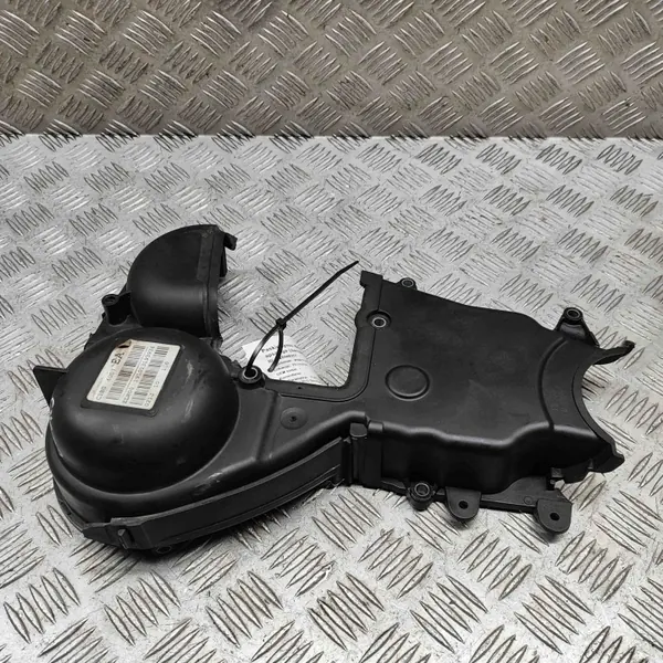 Couverte de courroie de distribution Ford Fiesta 2015 OEM BM5G6P073E image 3
