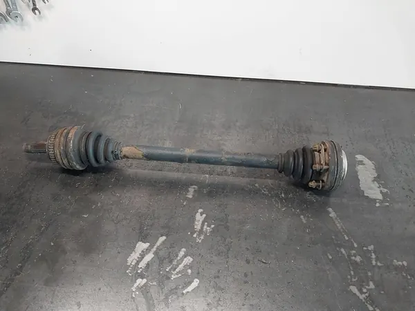 BMW OE 1229495 Halvaxel image 2