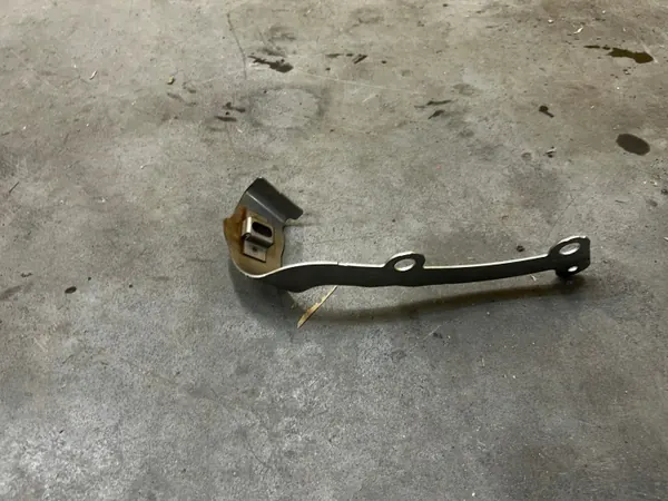 Avgasupphängning OEM 97011104715 för Porsche Panamera image 2
