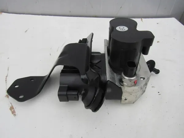Bloc de soupape ABC Mercedes OEM A2213200635 - Occasion image 2