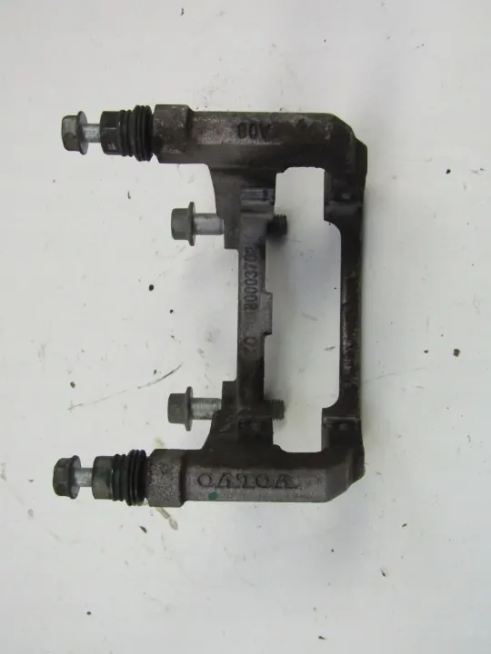 OEM 80003702 Soporte de pinza de freno trasero Volvo EX30 image 2