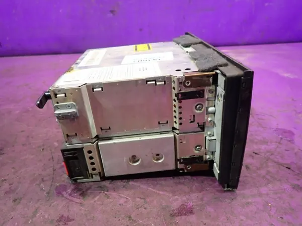 Audi A4 B6 Radio Navigaatio OEM 8E0035192B image 8