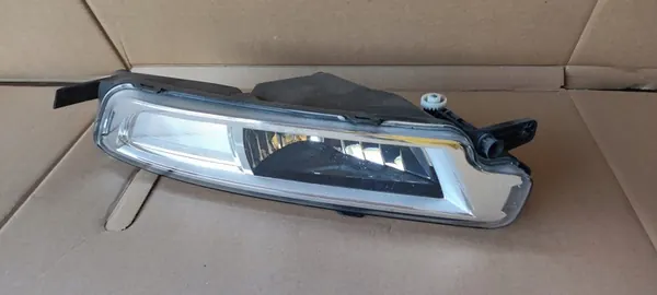 HALOGEN VW PASSAT B8 3G0 image 2