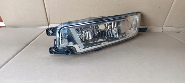 HALOGEN VW PASSAT B8 3G0 image 5