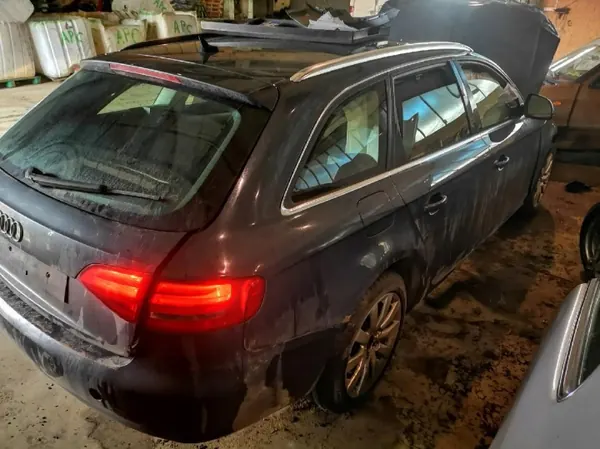 Auspuffkrümmer OEM 03L253033 Audi A4 2.0L image 9