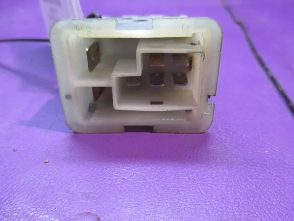 OPEL OMEGA B 94-99 2.0 Verwarmingsweerstand 5399663050 5 Pin image 2