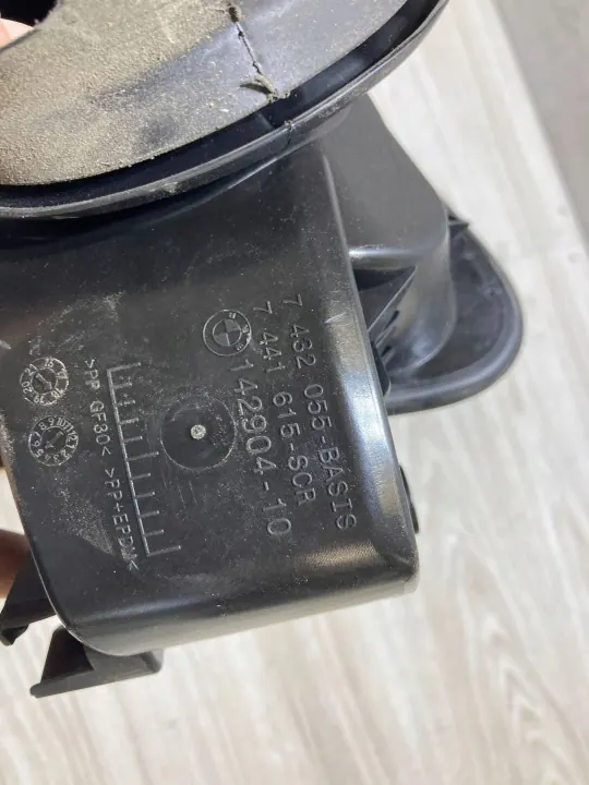BMW X2 F39 Tankklep OEM 7441615 - Gebruikt image 3