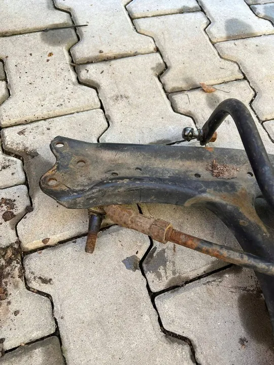 Sottoscocca anteriore SKODA FABIA III 1.0L benzina 2017 image 4