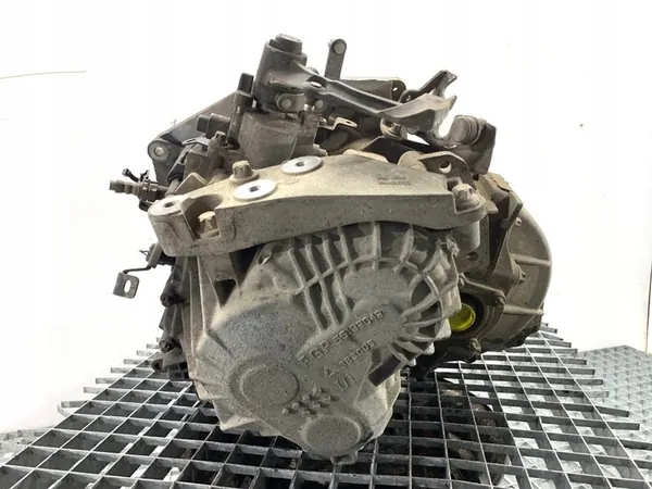 Vaihteisto Opel Zafira B 55192042 1.9 120HV 05-19 image 3