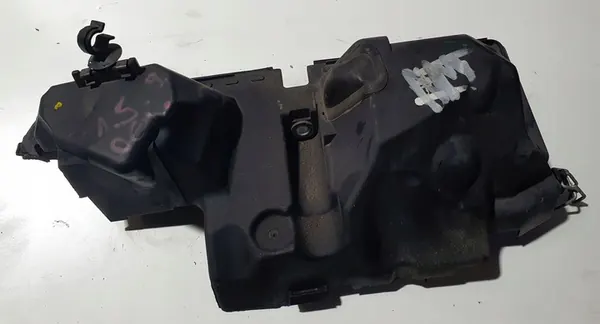 Nissan NV200 1.5 dci kamremshölje image 2