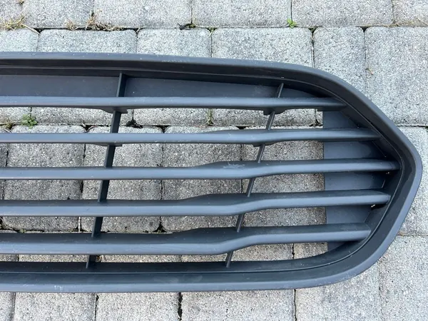 FORD TRANSIT COURIER GRILL JT76-17B968-AB image 5