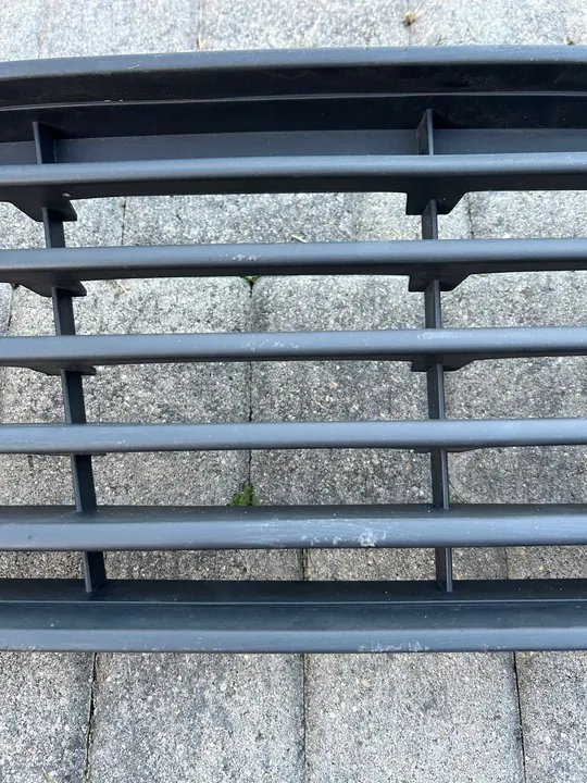 FORD TRANSIT COURIER GRILL JT76-17B968-AB image 7