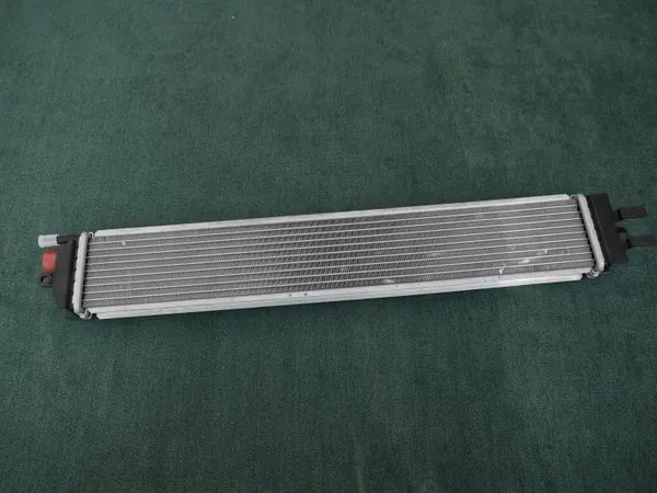 Junta del refrigerador de aceite OEM SSC22-1808-09 Aston Martin DB11 image 2