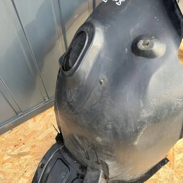 Skoda Fabia Mk2 Front Right Wheel Arch OE 5J0809962A image 4