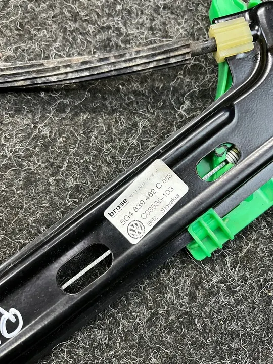 Regulador de janela traseira direita VW Golf VII image 3