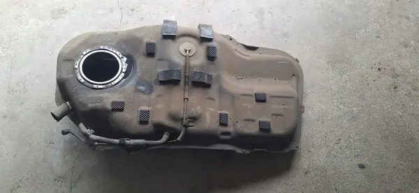 Bränsletank OEM 31100-D7900 för Hyundai Tucson 2015-2020 image 2
