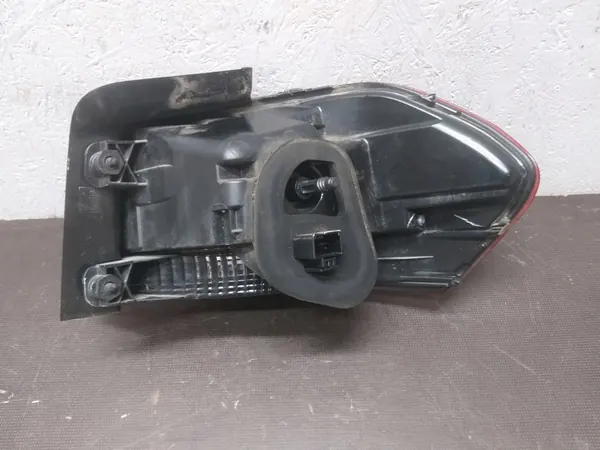 Luz trasera izquierda Volkswagen Touran image 4