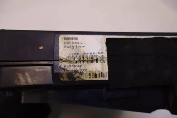 Caixa de fusíveis Ford Galaxy OEM 7M0962258F - Usado image 7