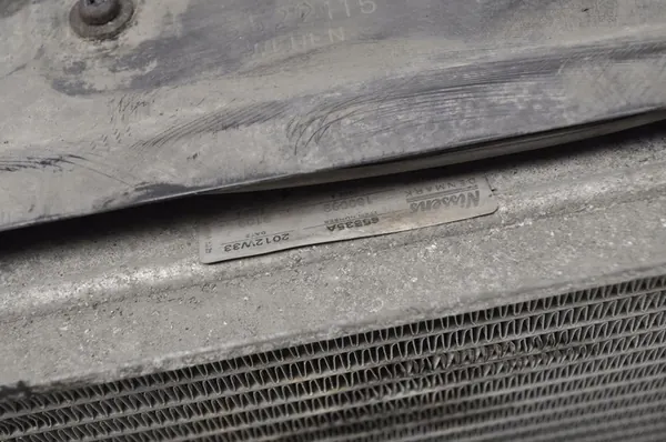 VOLVO 850 2.4 Radiador de agua y AC 3522115 image 4