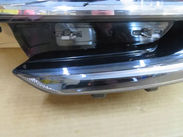 Vasen Ajovalaisin Renault Megane IV Lift Full LED 260608417R image 5