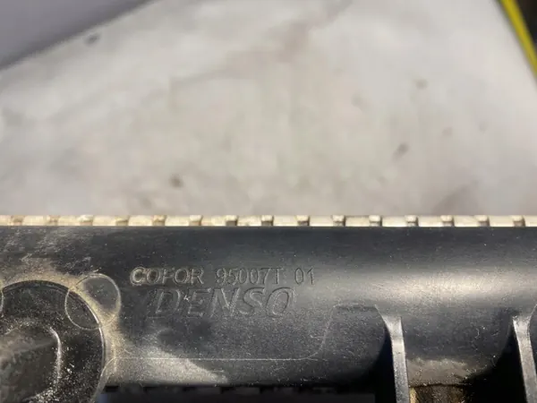 Kühler Citroen DS3 OEM 870960400 (2009-2014) image 4