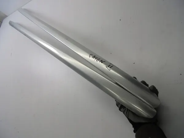 Barras de techo Porsche Cayenne OEM 7P5860043B image 5