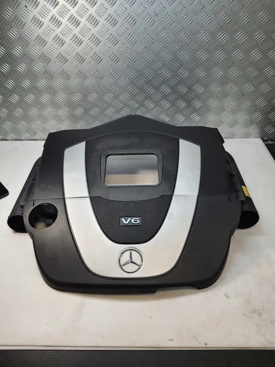 Moottorin kansi Mercedes W211 3.5 V6 image 4